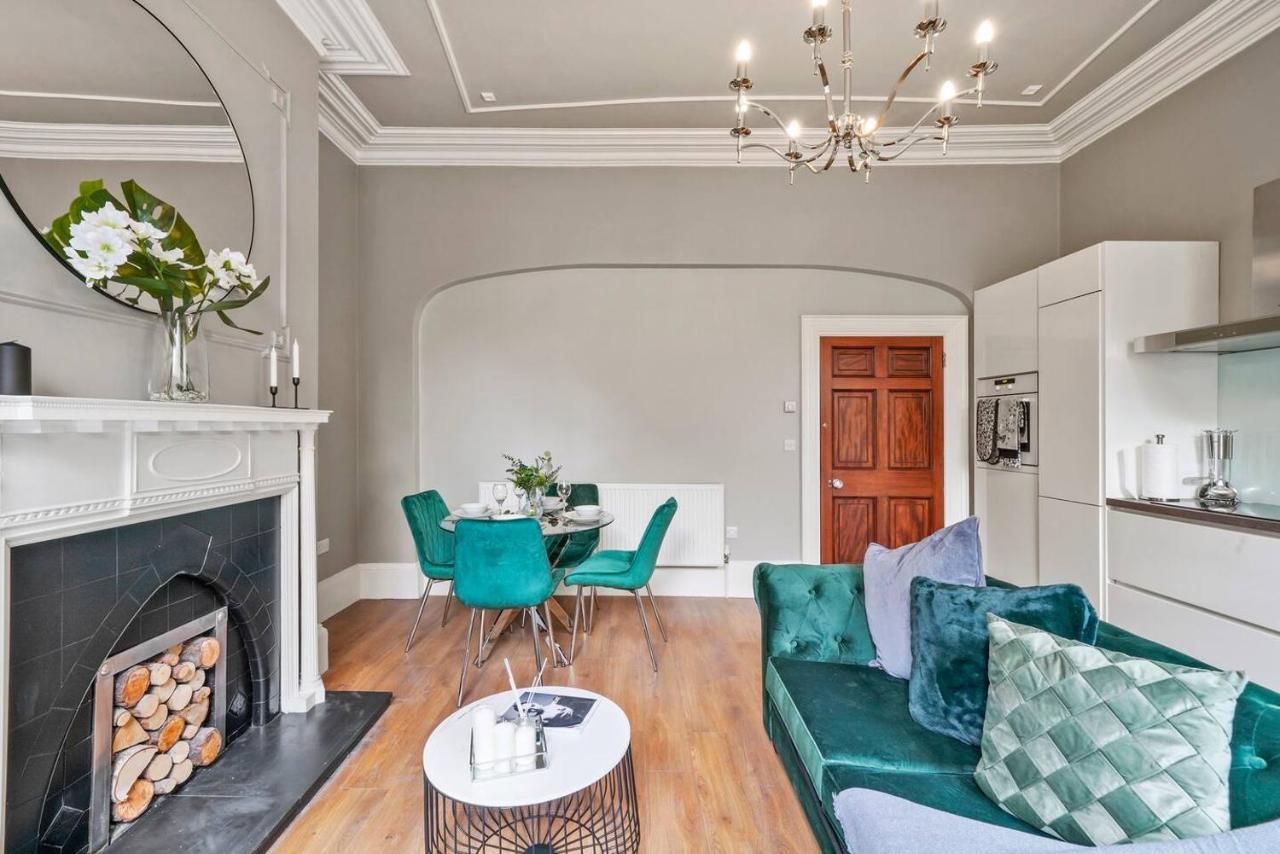 Lovely Central Wakefield Apartment - Parking 외부 사진
