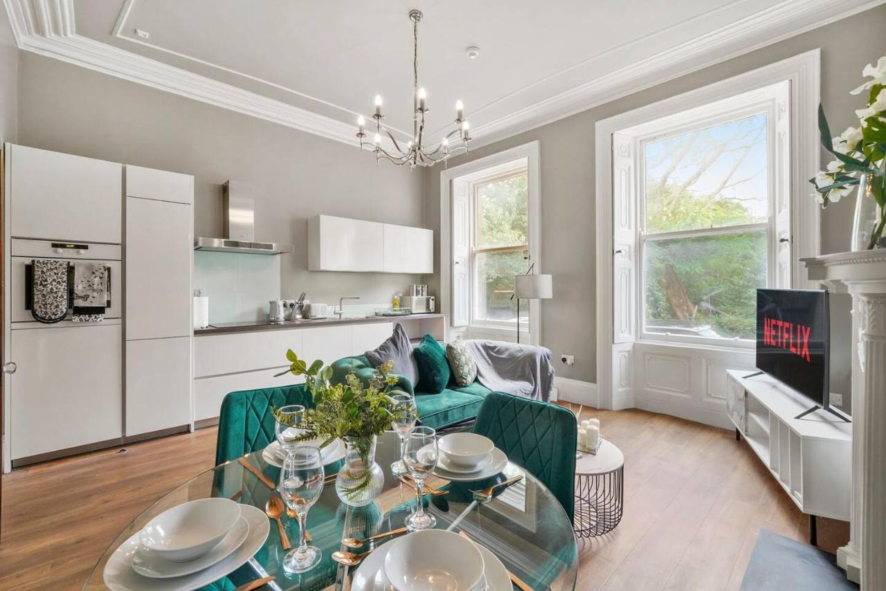 Lovely Central Wakefield Apartment - Parking 외부 사진